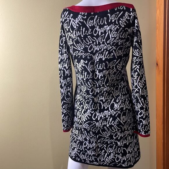 Krimson Klover Small Graphic Merino Wool Dress - Picture 7 of 9